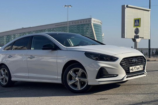 Hyundai Sonata 617