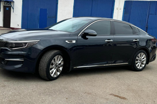 KIA Optima LUX